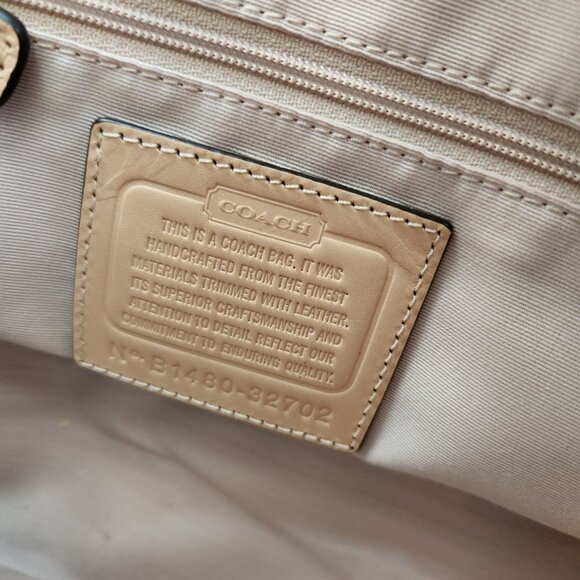 Euc Coach Signature C's Tan & Beige Satchel Purse Large - Picture 13 of 14